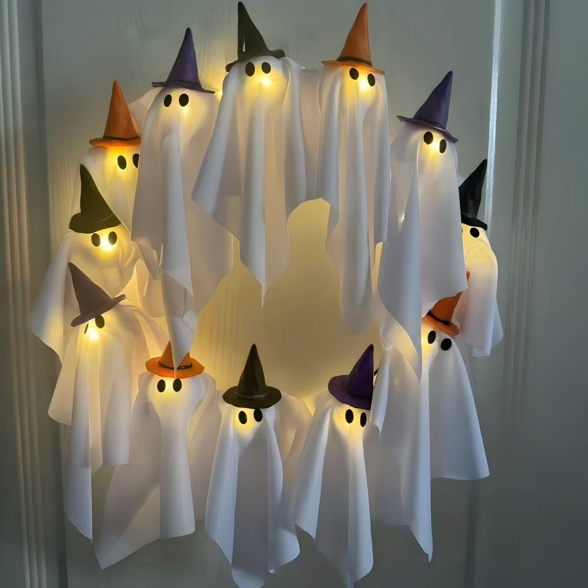 Lighted Halloween Ghost Wreath - detail view 9