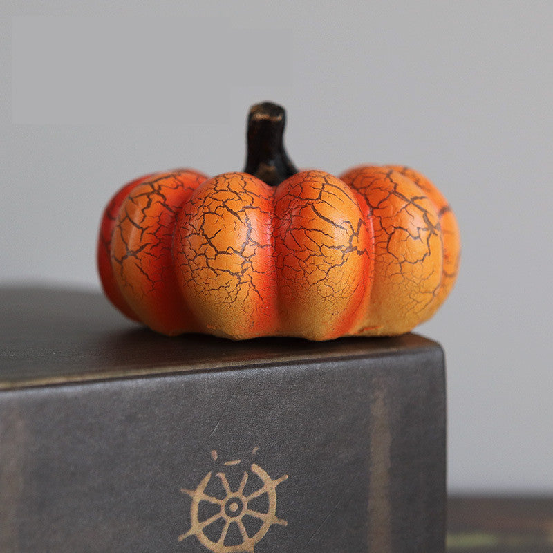 LED Pumpkin Candle Lantern - detail view 11