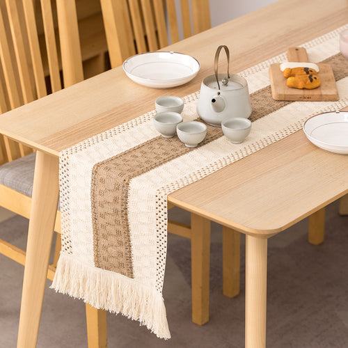 Knotted Tassel Cotton-Linen Table Runner - detail view 3