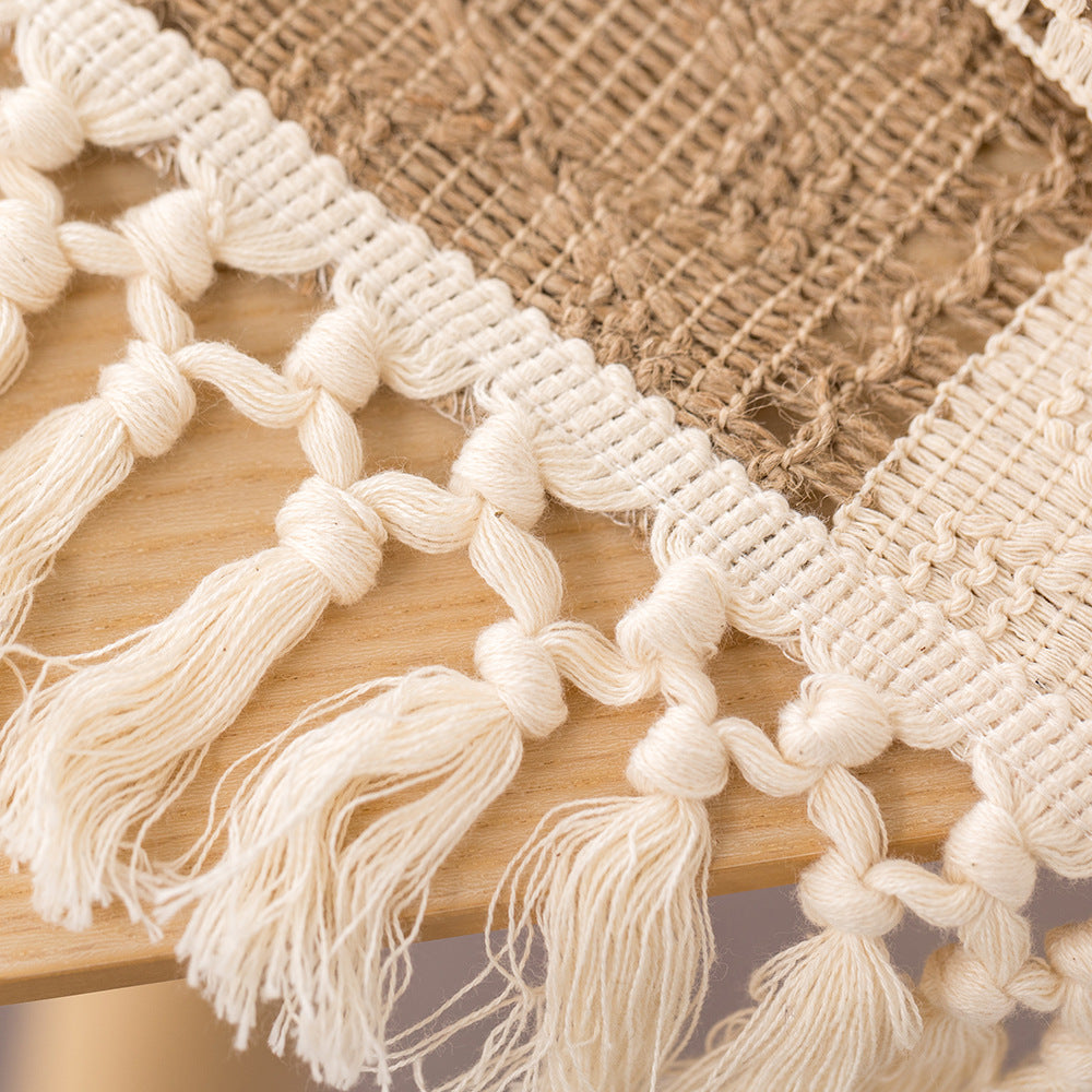 Knotted Tassel Cotton-Linen Table Runner - detail view 4