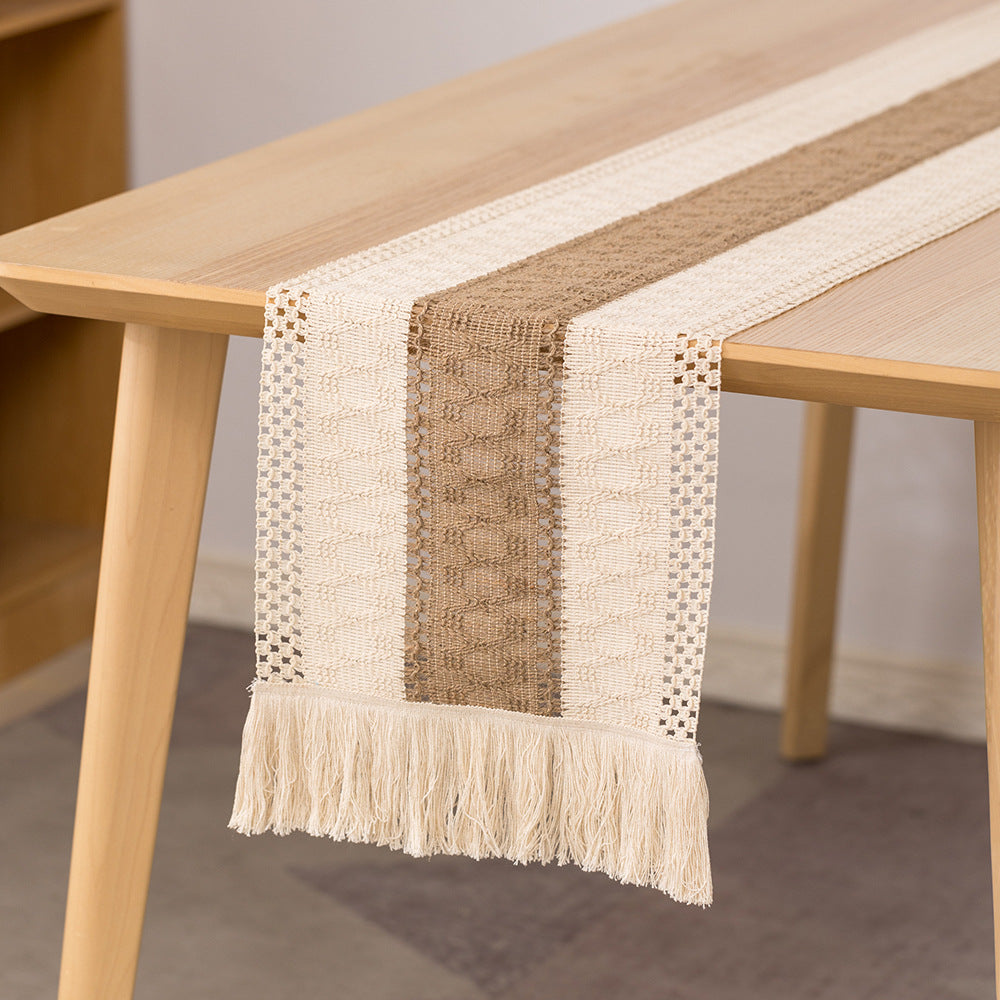 Knotted Tassel Cotton-Linen Table Runner - detail view 5